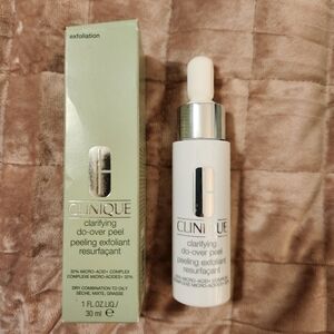 NIB Clinique Clarifying Clarifying Do-Over Peel 1 Fl Oz